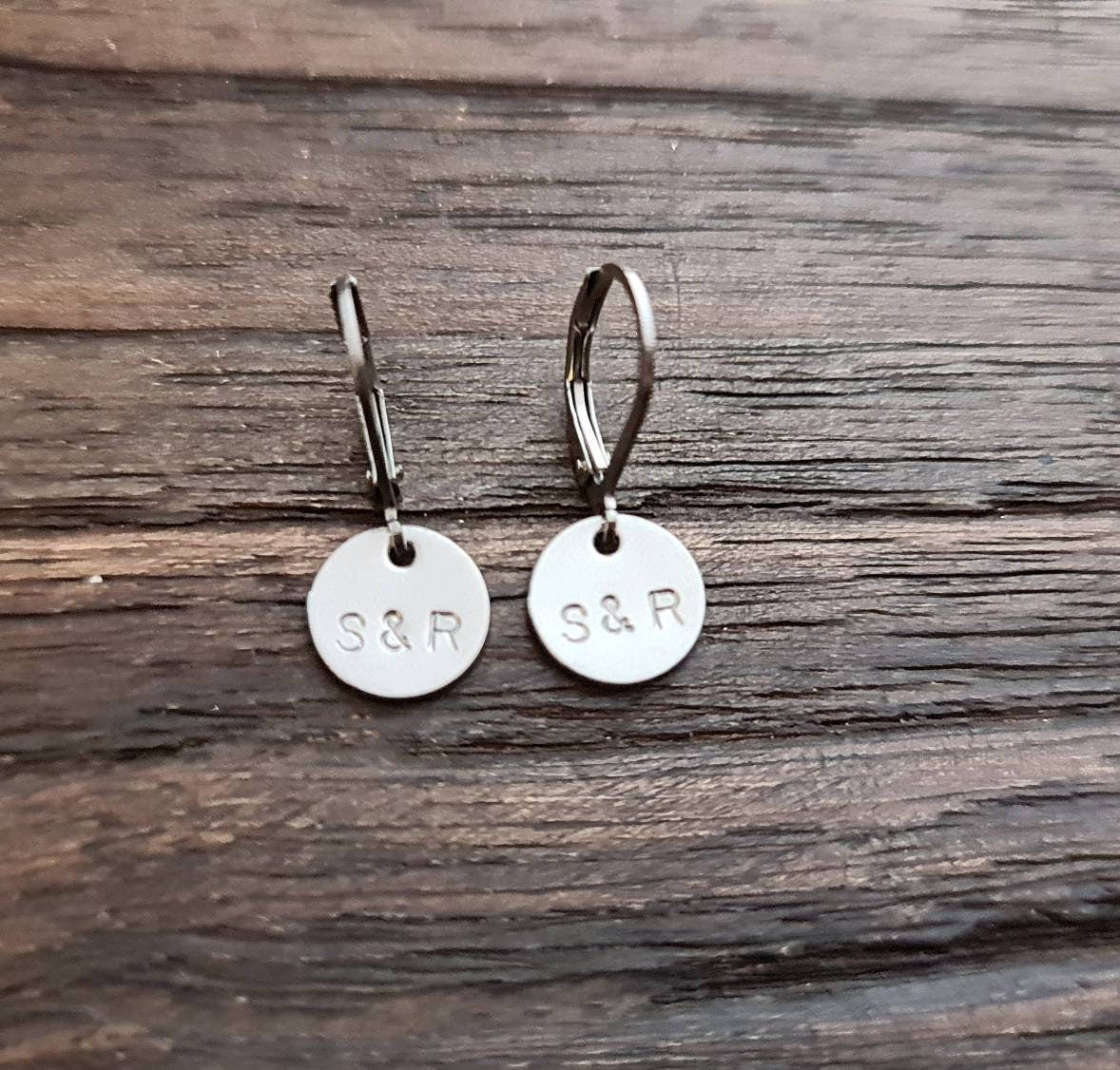 Hammered Circle Disc Leverback Earrings, 10mm Coin Disc, Stainless Steel Dangle Leverback or Hook Earrings. Can be Personalised