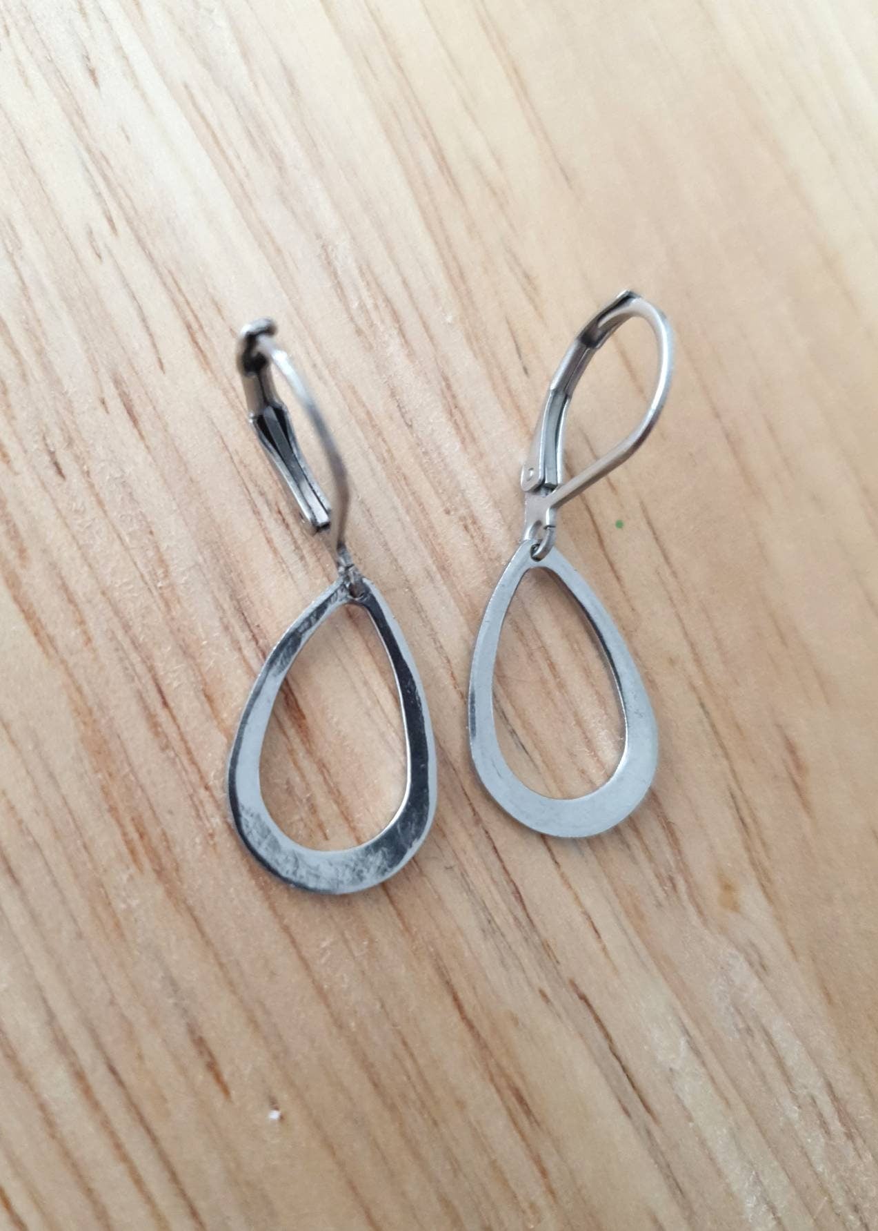 Teardrop Leverback Hammered Drop Earrings, Stainless Steel Dangle Leverback, threaders or Hook Earrings in Silver or Gold