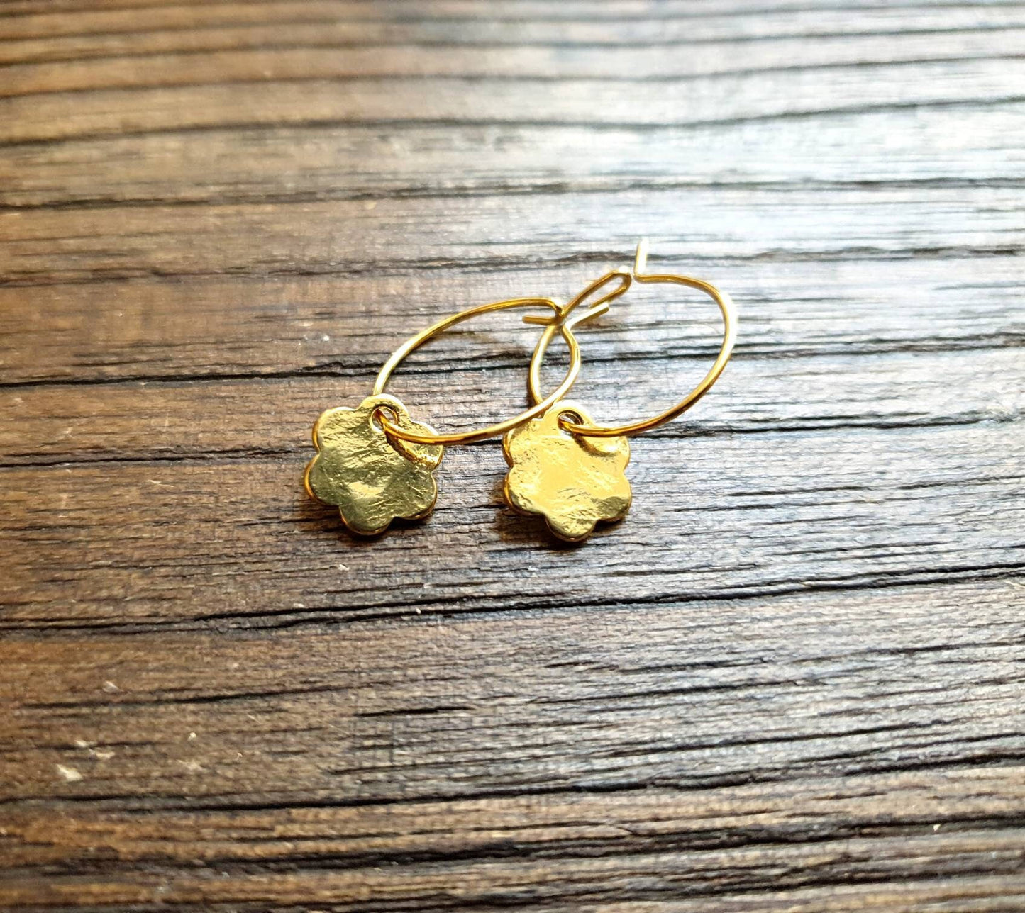Gold Hammered Flower Disc Hoop Earrings, Stainless Steel Dangle, Minimalist Earrings, 15mm or 25mm Hoops, Leverback, Earwire Hooks
