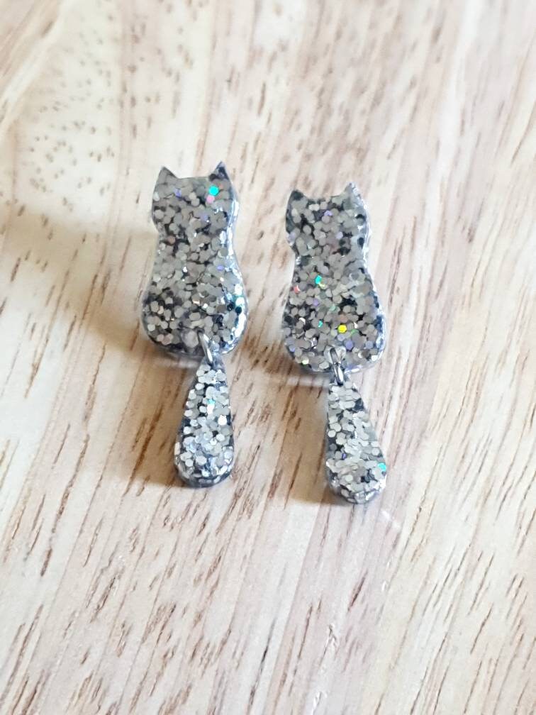 Silver Cat Stud Dangle Earrings, Cat with Moving Tail Long Earrings, Silver Holographic Glitter Resin Earrings, Stainless Steel.