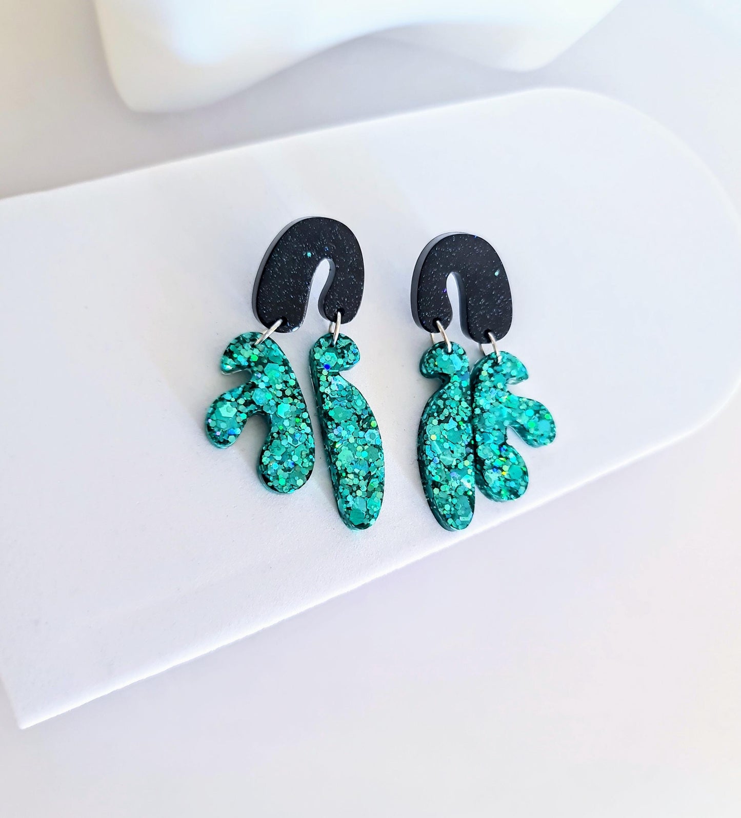 Bold Glitter Resin Dangle Earrings, Abstract Statement Earrings, Hypoallergenic Posts, Emerald Teal Sparkle, Lightweight Party Jewellery