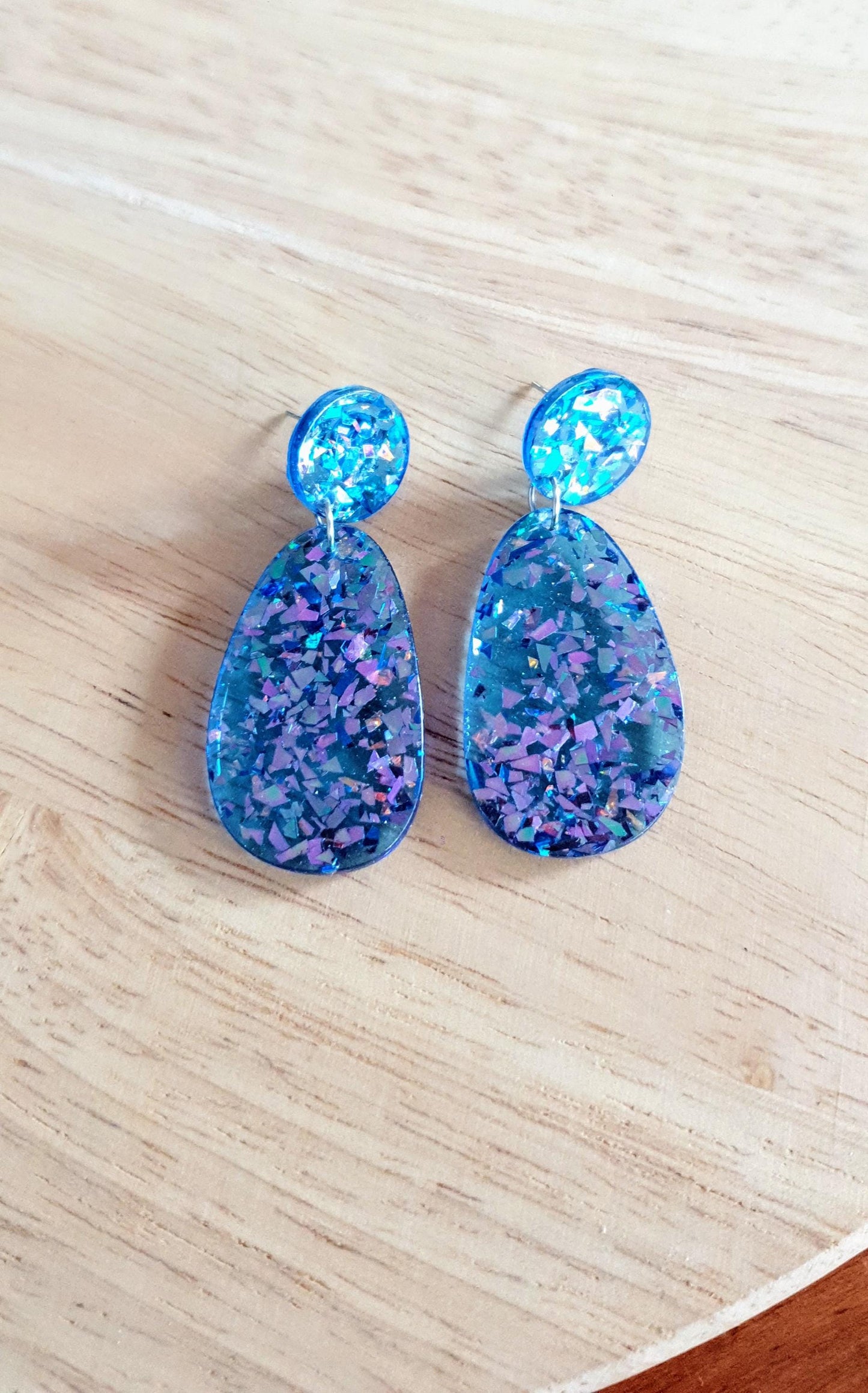 Oval Organic Shape Drop Glitter Earrings, Blue Pink Metalic Glitter, Resin Handmade, Stainless Steel. Statement Gift