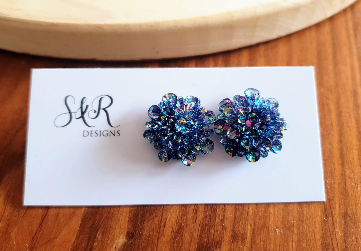 Chrysanthemum Stud Earrings, Elegant Floral Earrings, Lightweight & Hypoallergenic, Gift for her, Flower Lover