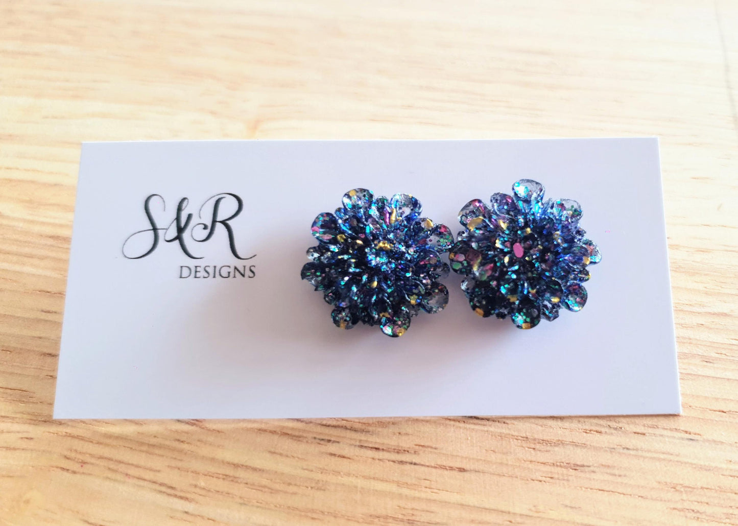 Chrysanthemum Stud Earrings, Elegant Floral Earrings, Lightweight & Hypoallergenic, Gift for her, Flower Lover