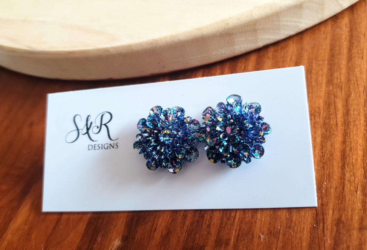 Chrysanthemum Stud Earrings, Elegant Floral Earrings, Lightweight & Hypoallergenic, Gift for her, Flower Lover