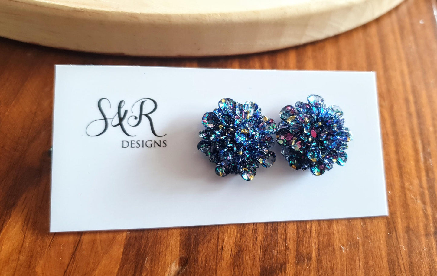 Chrysanthemum Stud Earrings, Elegant Floral Earrings, Lightweight & Hypoallergenic, Gift for her, Flower Lover