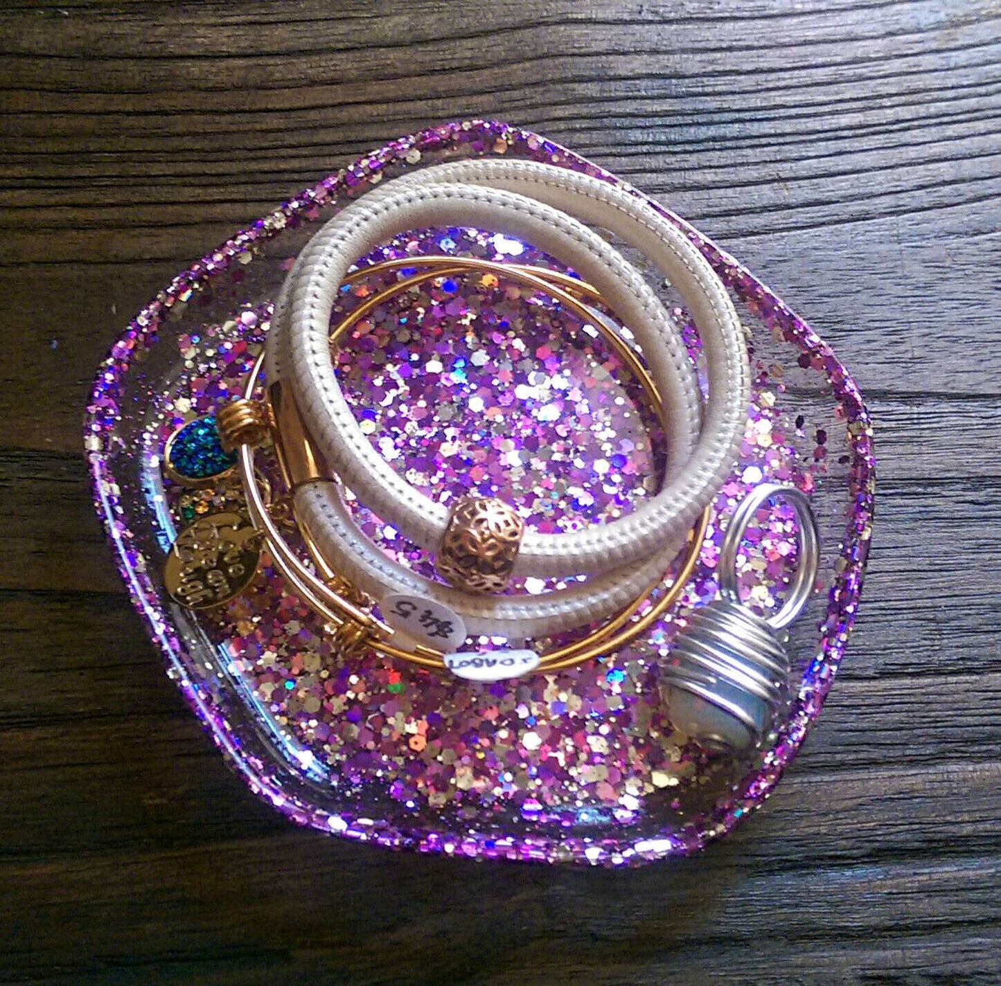 Glitter Ring Dish Pentagon Design, Sparkly Glitters Choose your Custom Colour.43 Colours to choose from.