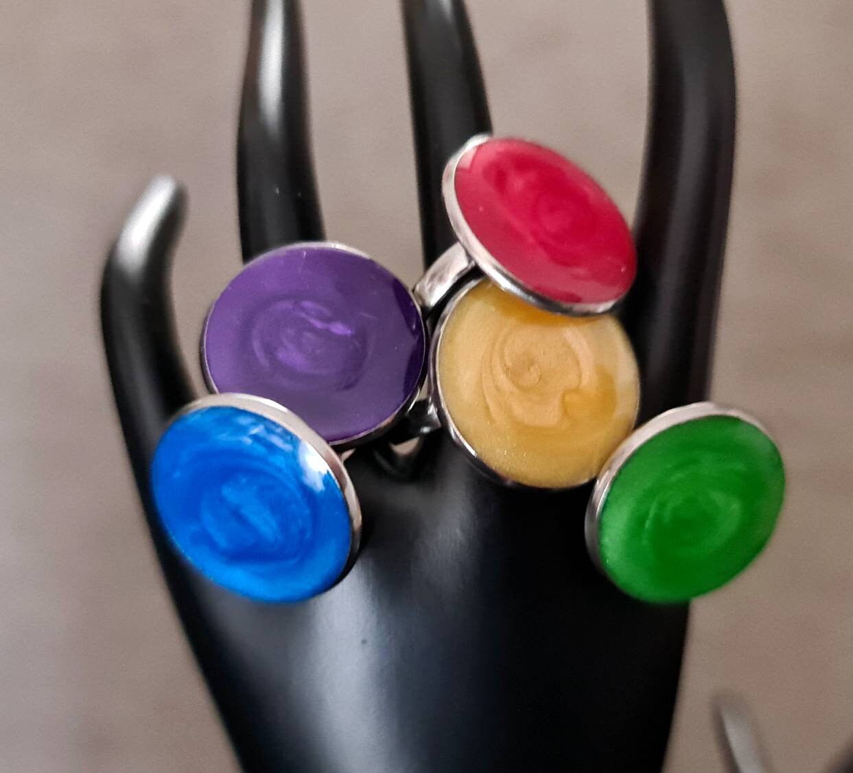 Circle Large Colour Ring, Mono Colour Resin Stainless Steel Statement Ring, Choose Red, Yellow, Green, Blue or Purple Dize 8 US (N AU/UK)