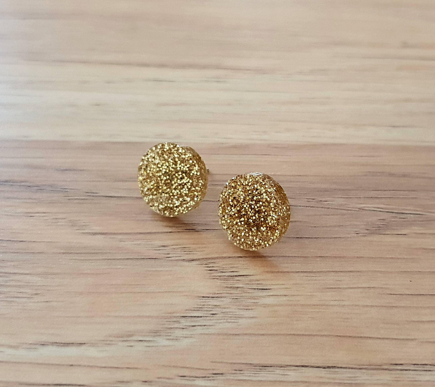 Gold Fine Glitter Circle Stud Earrings, Acrylic Earrings, Stainless Steel Earrings.