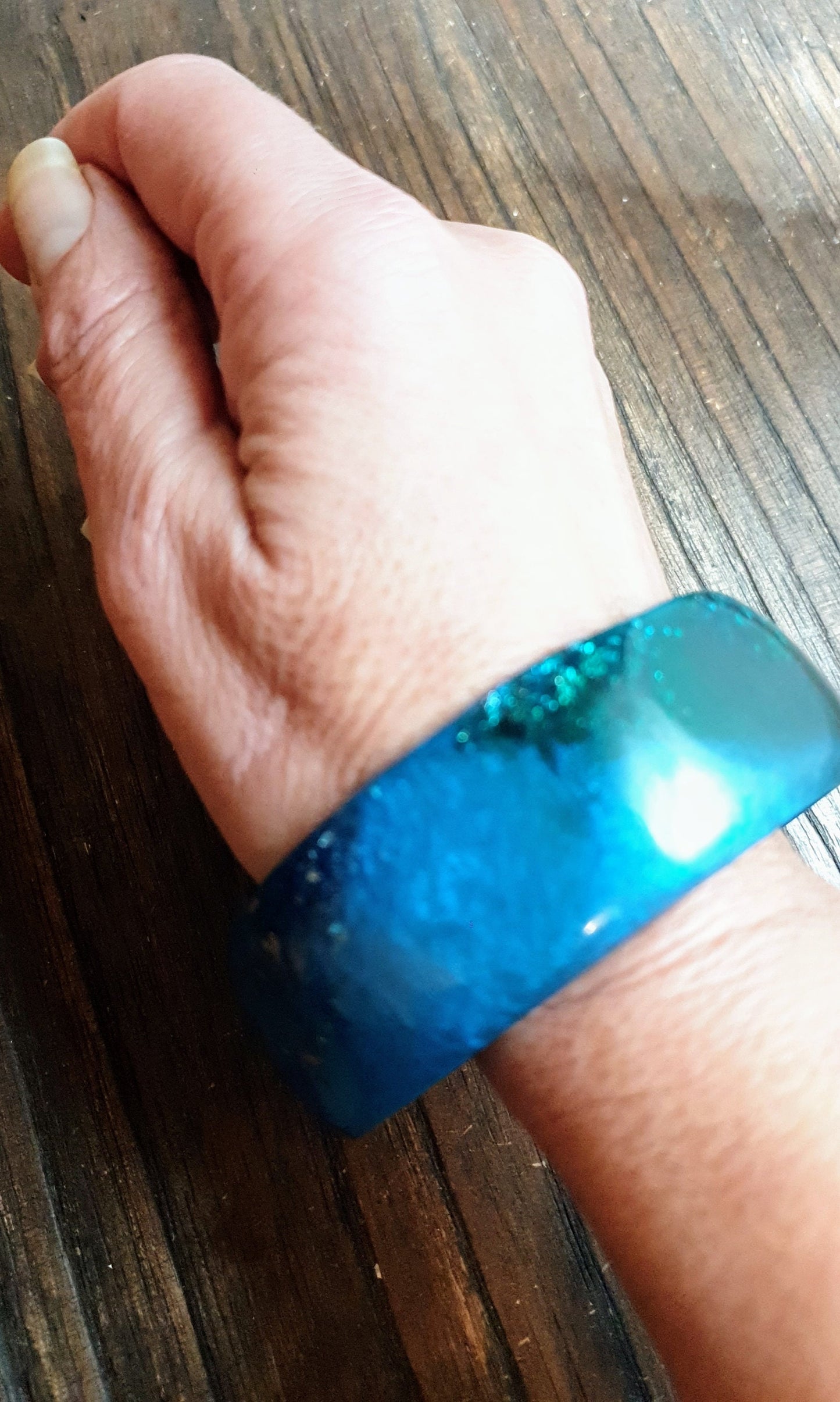 Blue Wide Resin Glitter Bangle, Blue, Aqua Green Resin with Silver and Rosegold Leaf. Handmade Bangle 67mm inner diameter