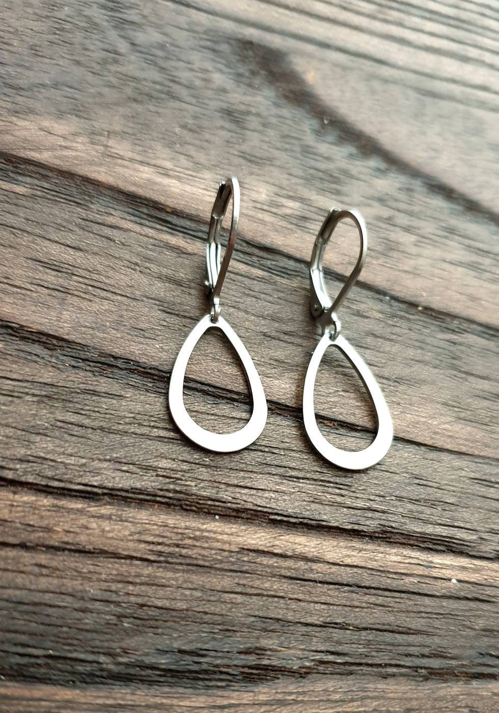 Teardrop Leverback Earrings, Stainless Steel Dangle Leverback, threaders or Hook Earrings in Silver or Gold