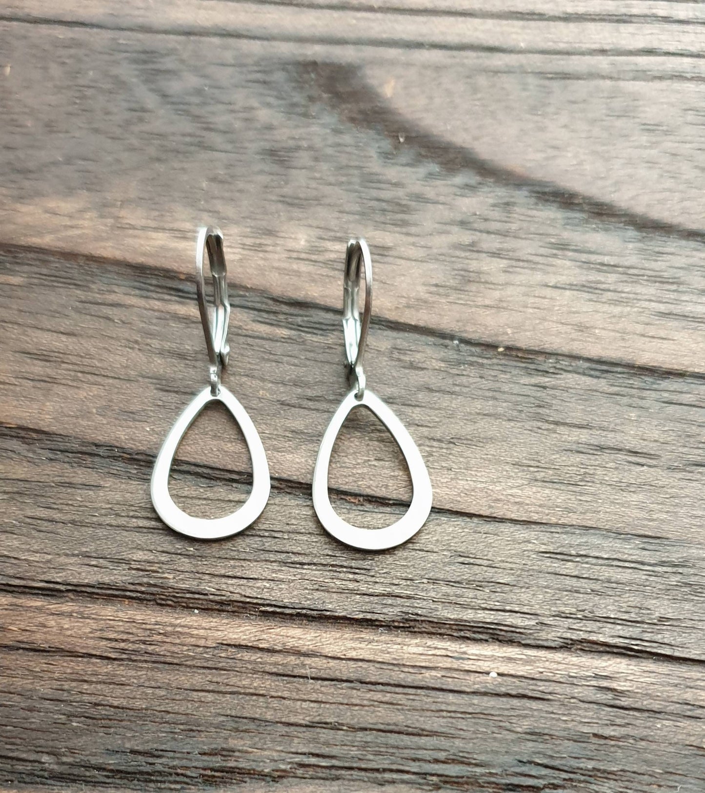 Teardrop Leverback Earrings, Stainless Steel Dangle Leverback, threaders or Hook Earrings in Silver or Gold