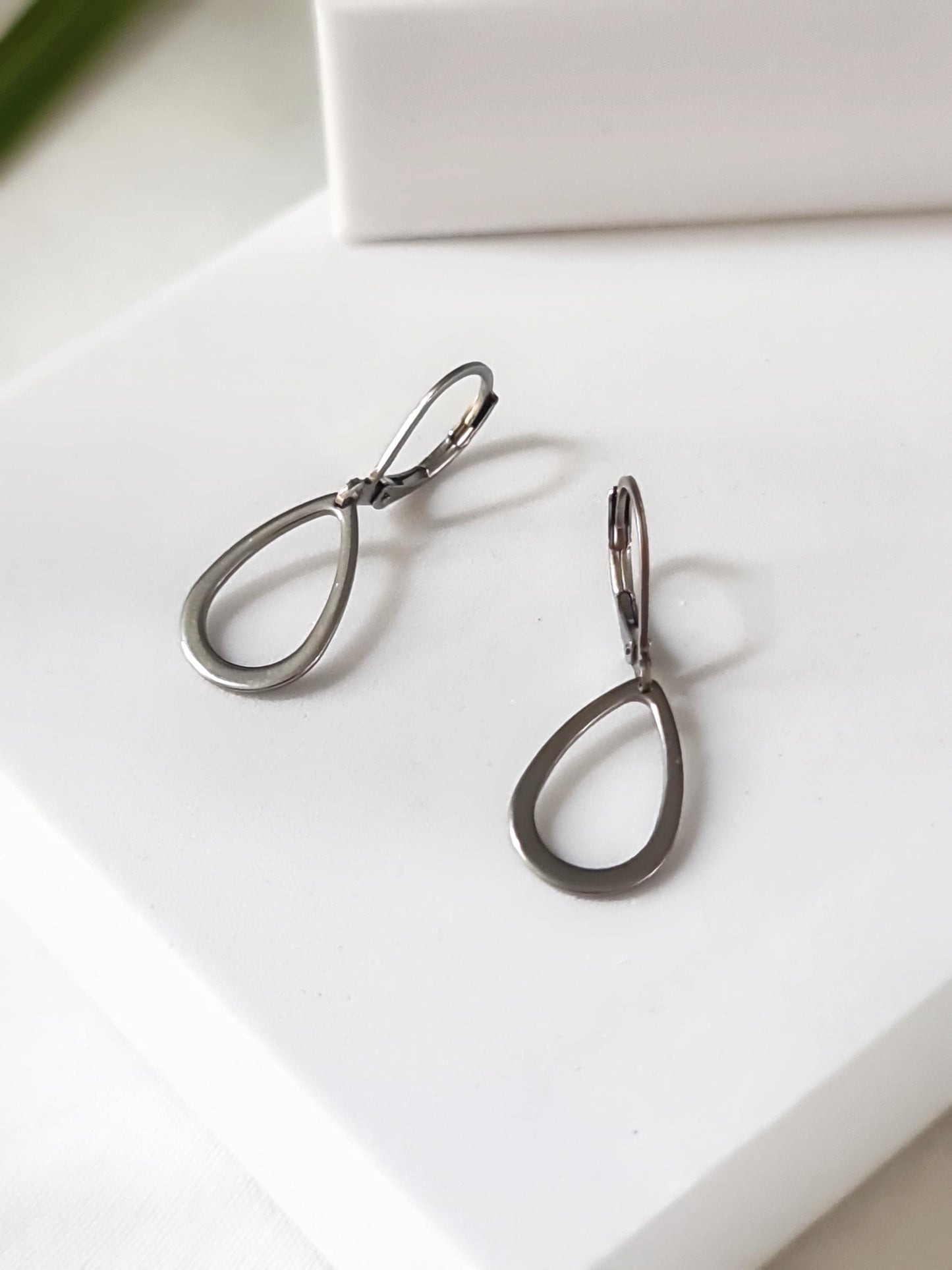Teardrop Leverback Earrings, Stainless Steel Dangle Leverback, threaders or Hook Earrings in Silver or Gold