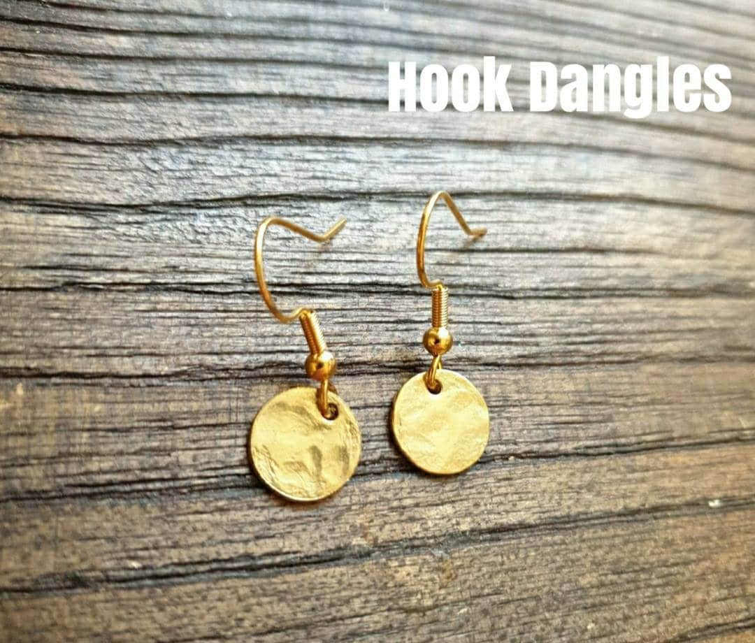 Gold Hammered Dot Circle Disc Leverback Drop Earrings, Coin Disc Hoops, Disc Hooks, Stainless Steel Dangle Leverback, Minimalist Earrings