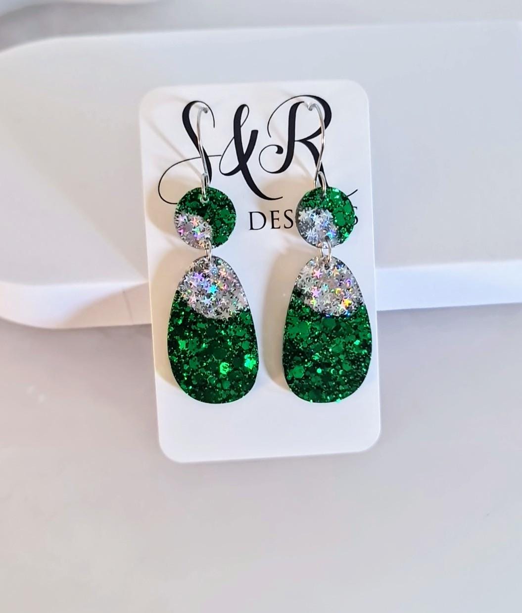 Emerald Green Star Glitter Hook Earrings, Oval Organic Shape Earrings, Resin Handmade, Stainless Steel Hypoallergenic Gift