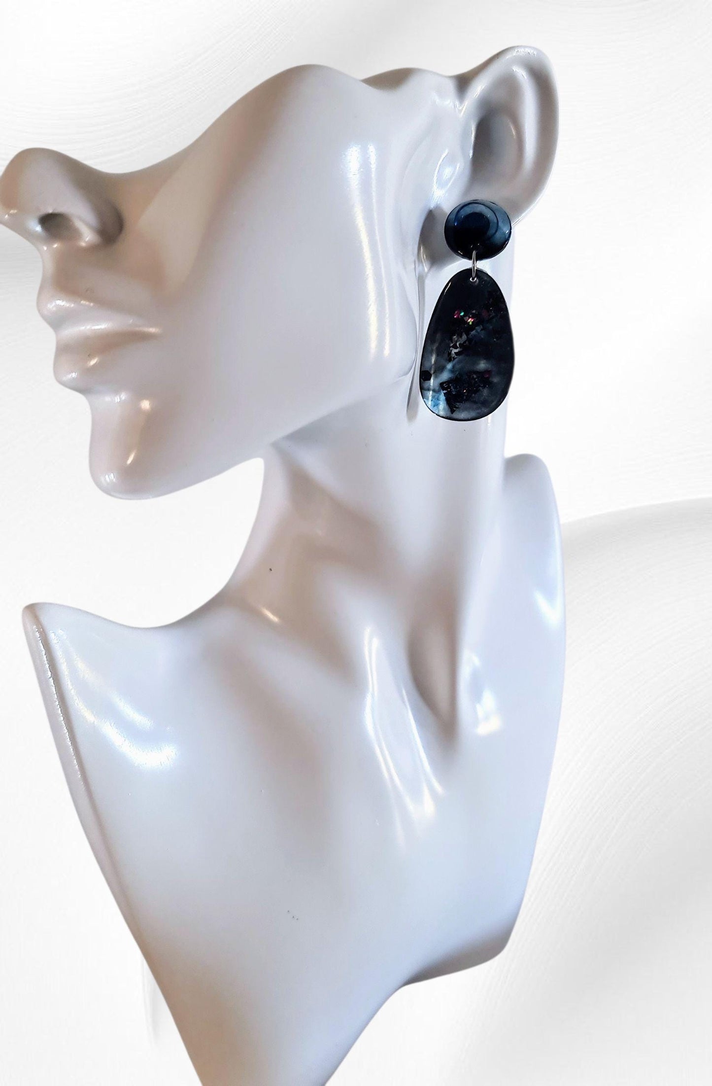 Blue Black Metalic Drop Earrings, Oval Organic Shape Earrings, Multicoloured Glitter, Resin Handmade, Stainless Steel Hypoallergenic. Gift