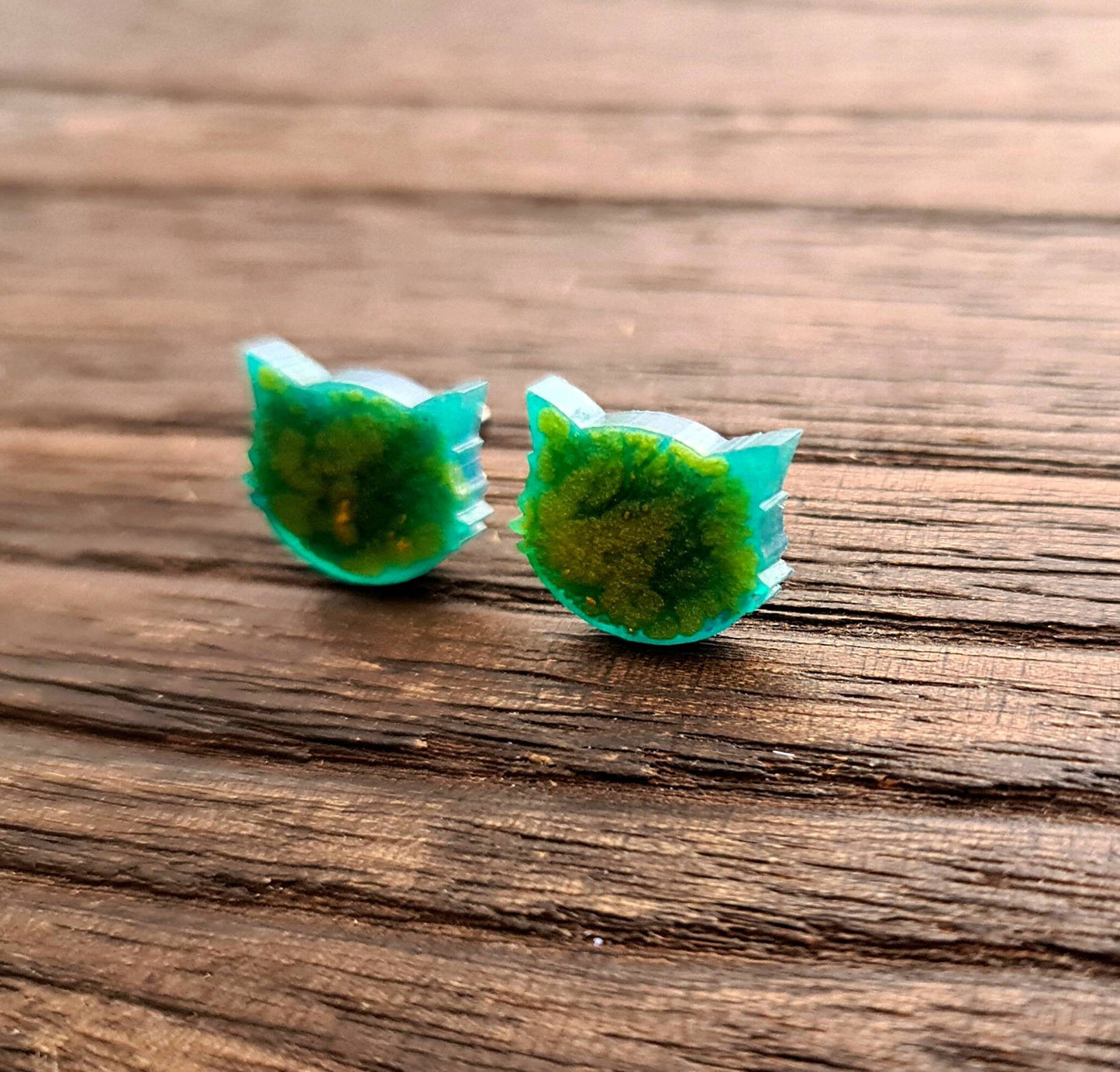 Teal Cat Earrings, Cat Resin Stud Earrings, Teal Green Blue Yellow Gold Mix Earrings, Cat Glitter Earrings made with Stainless Steel.