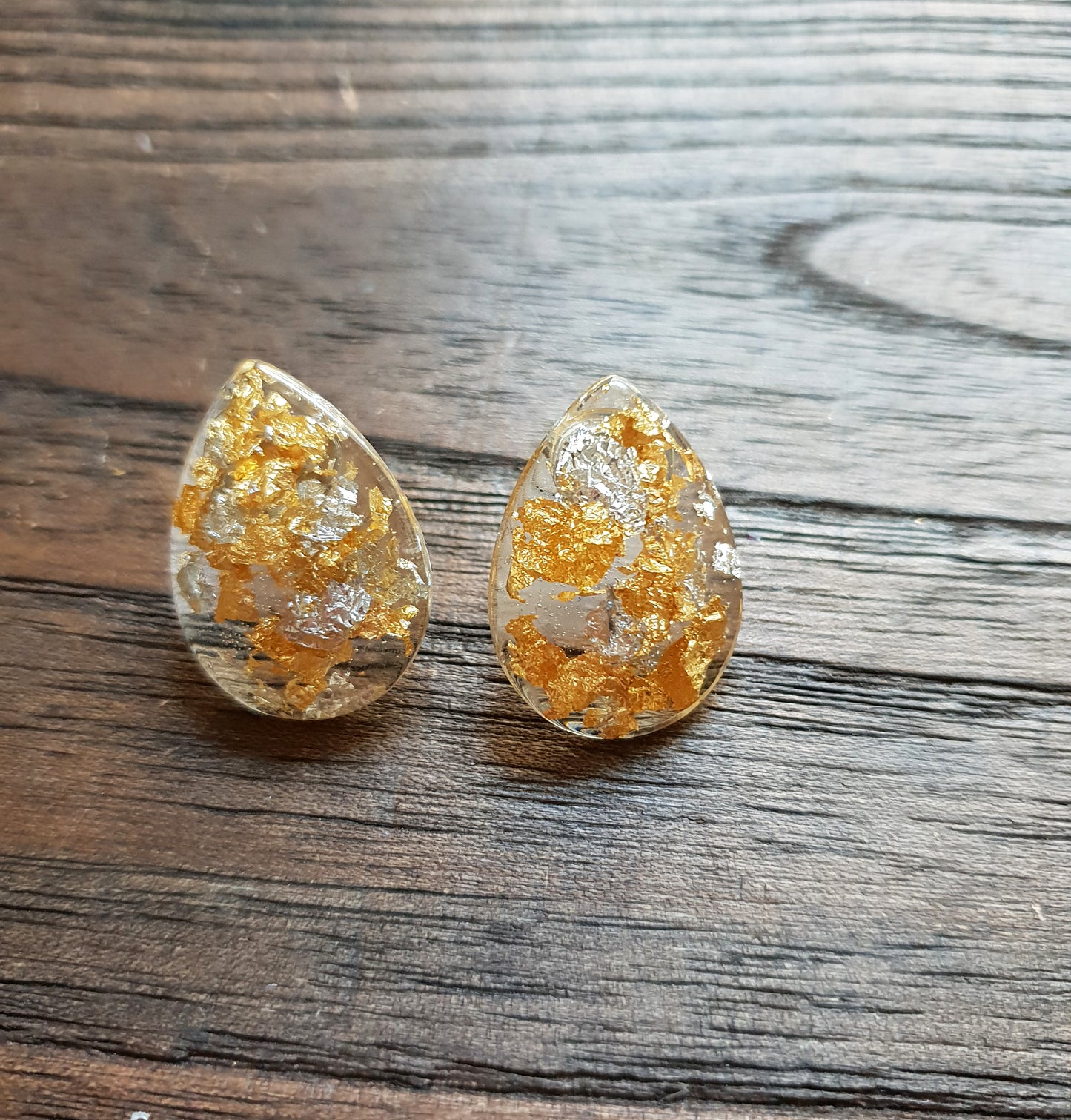 Teardrops Stud Earrings, Light Gold Silver Leaf Mix Earrings Stainless Steel - Silver and Resin Designs
