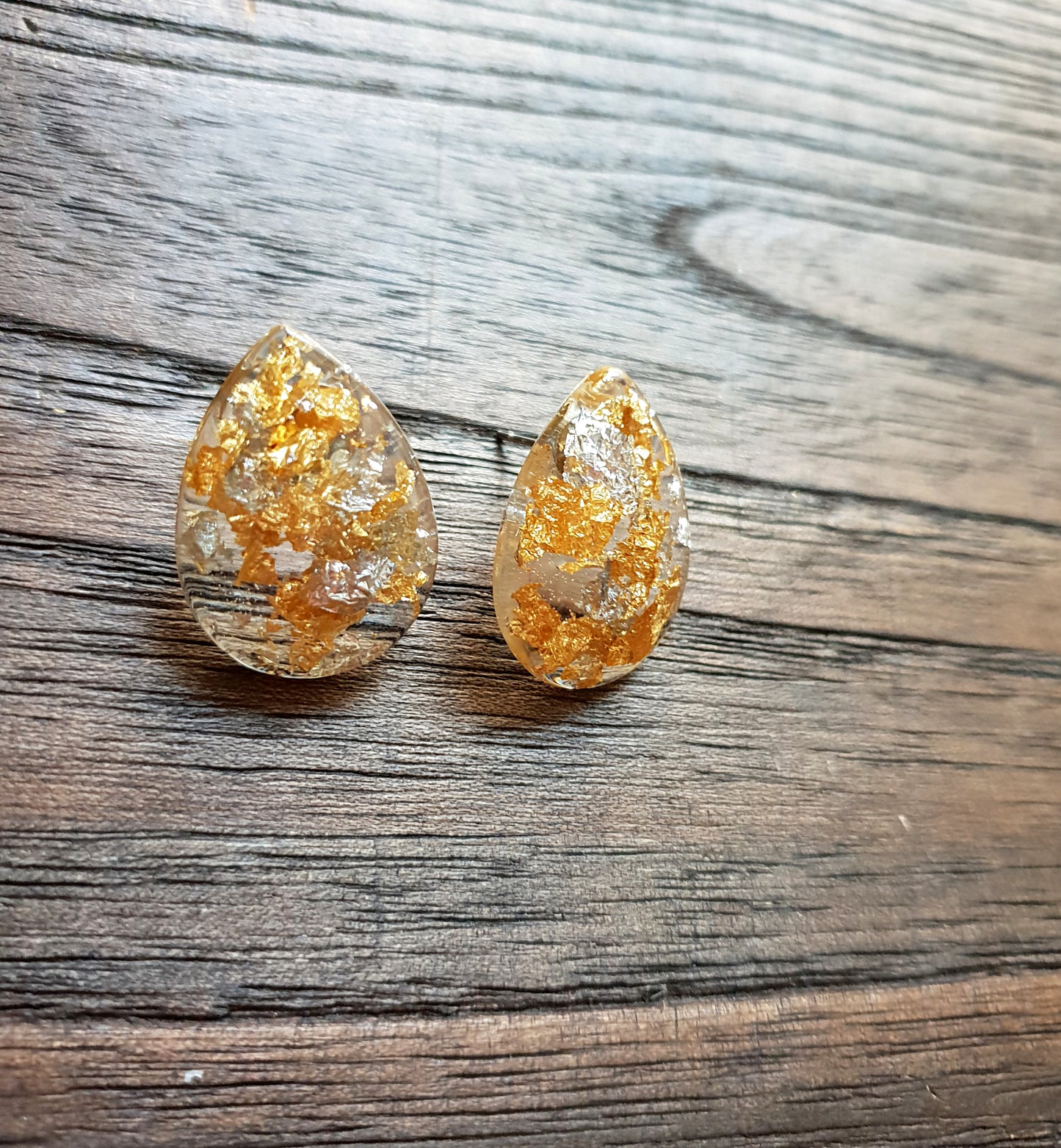 Teardrops Stud Earrings, Light Gold Silver Leaf Mix Earrings Stainless Steel - Silver and Resin Designs