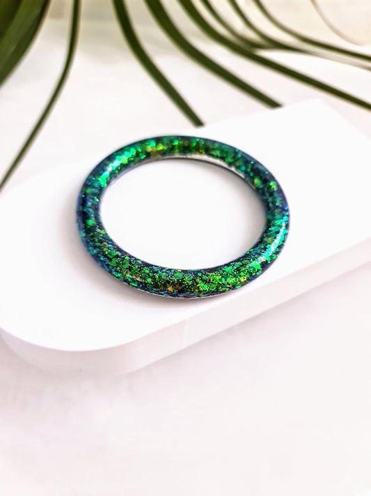 Luxury Green Glitter Resin Bangle, Chameleon Green Gold Blue Mix, Iridescent Statement Bangle, Handcrafted Elegant Jewellery, Gift for Her