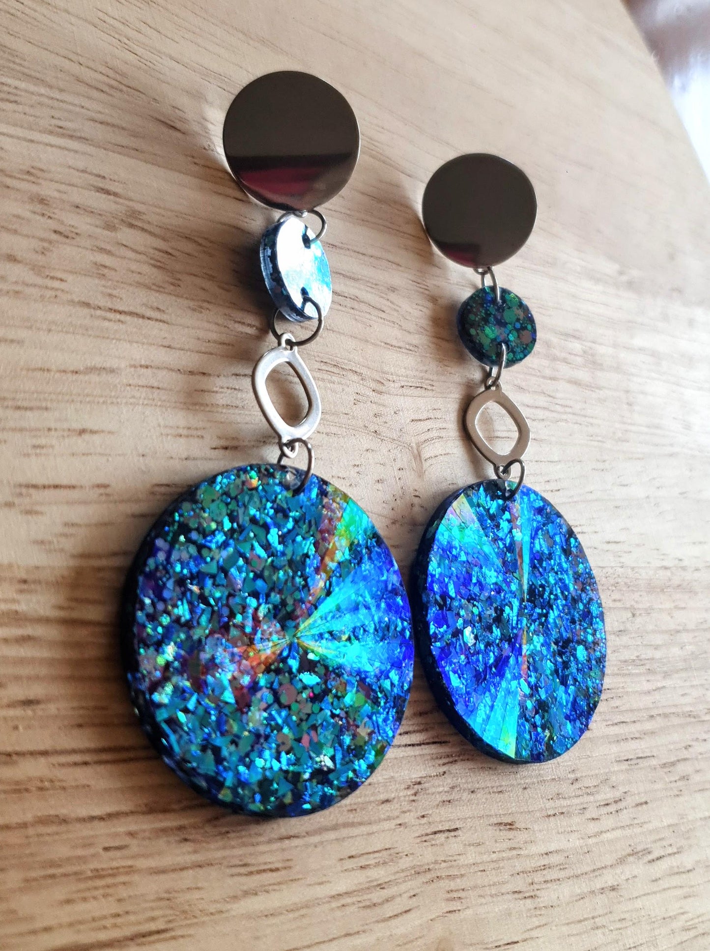 Long Silver Chameleon Hoop Circle Earrings, Holographic Pink, Blue Glitter Dangle, Statement Earrings, Changes colours on movement.
