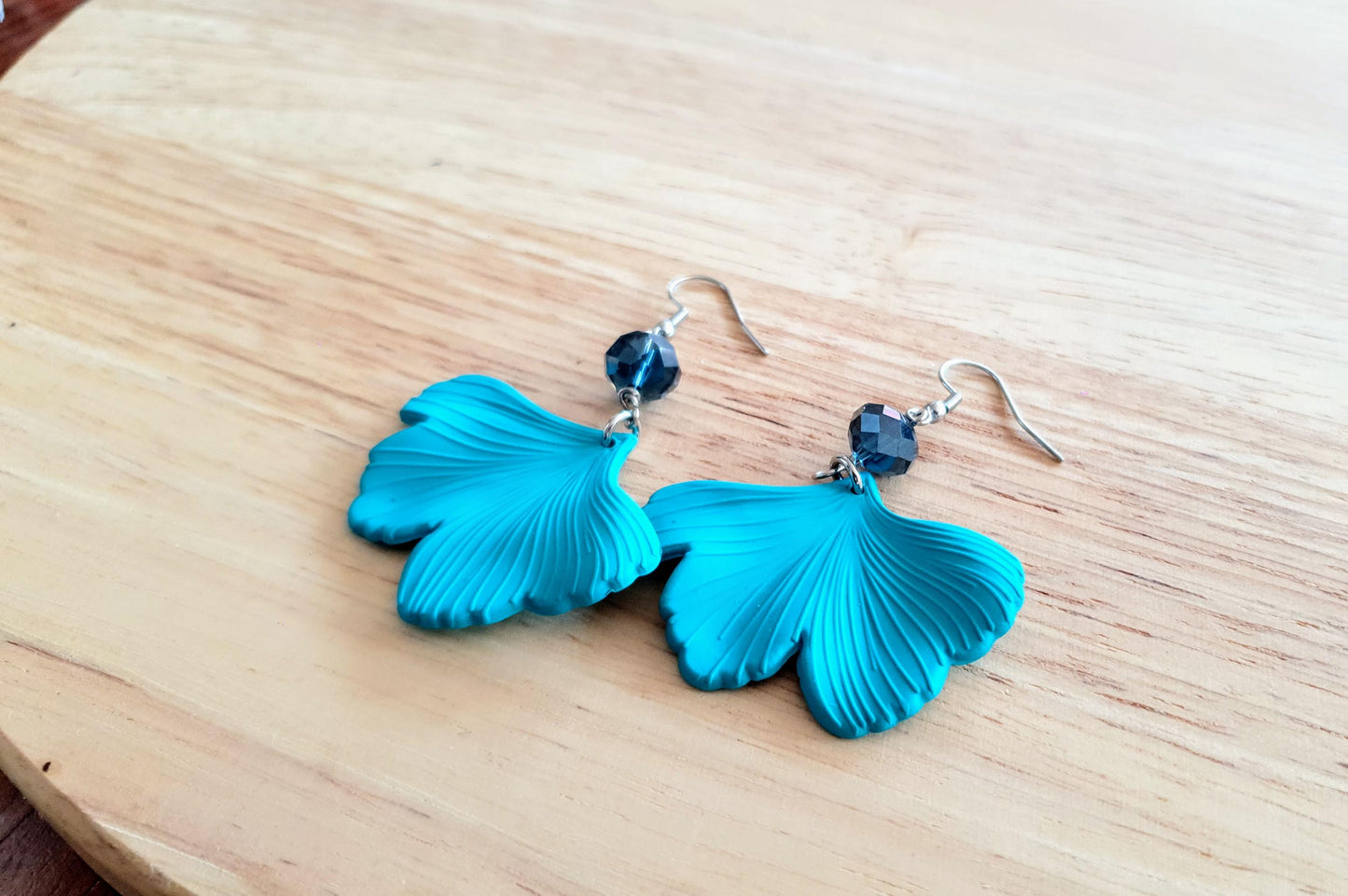 Turquoise Ginkgo Leaves Beaded Dangle Earrings, Blue Sapphire Glass Beaded drop Earrings, Statement Earrings made with Stainless Steel