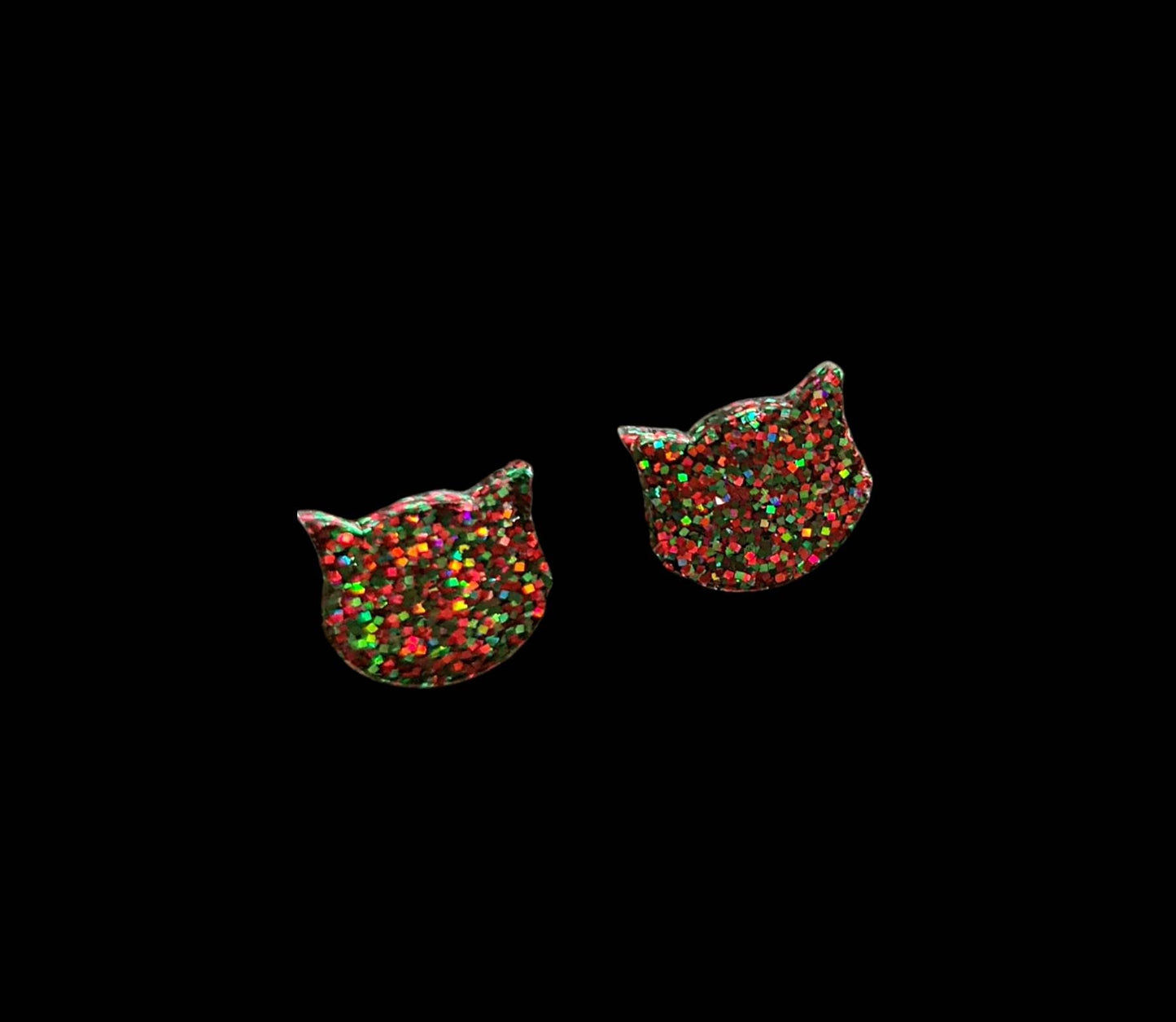Christmas Cat Earrings, Cat Resin Stud Earrings, Green,  Red Earrings, Cat Glitter Earrings made with Stainless Steel.