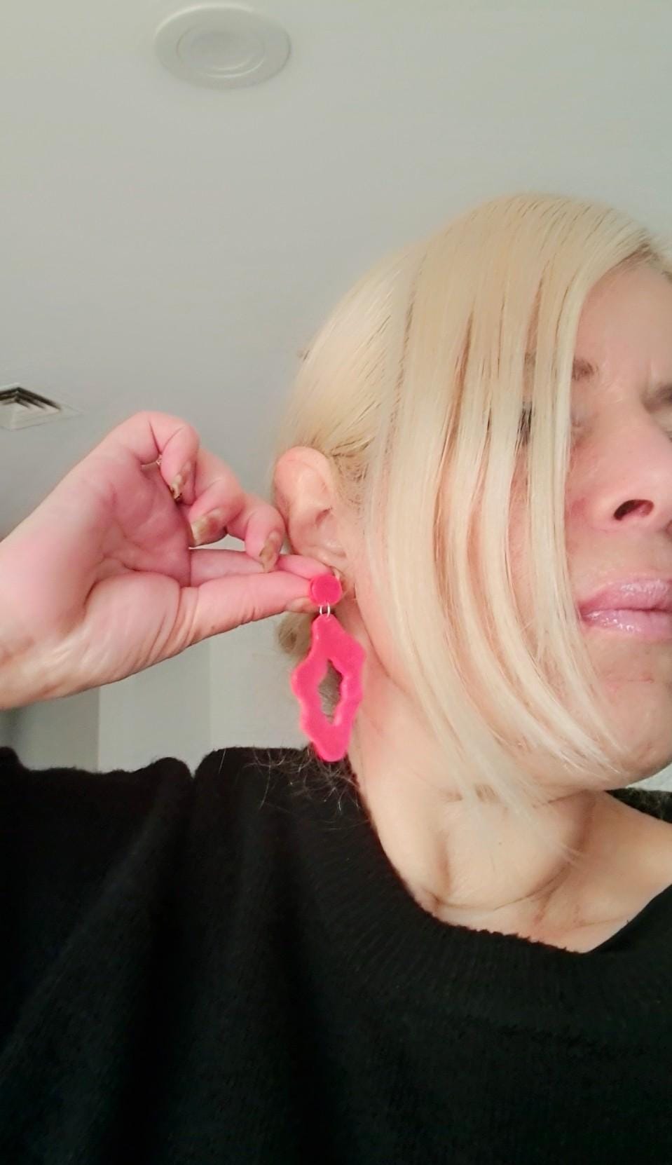 Pink Wavy Liquid Shape Dangle Drop Earrings, Pink Fine Glitter, Wave Statement Handmade Resin Earrings