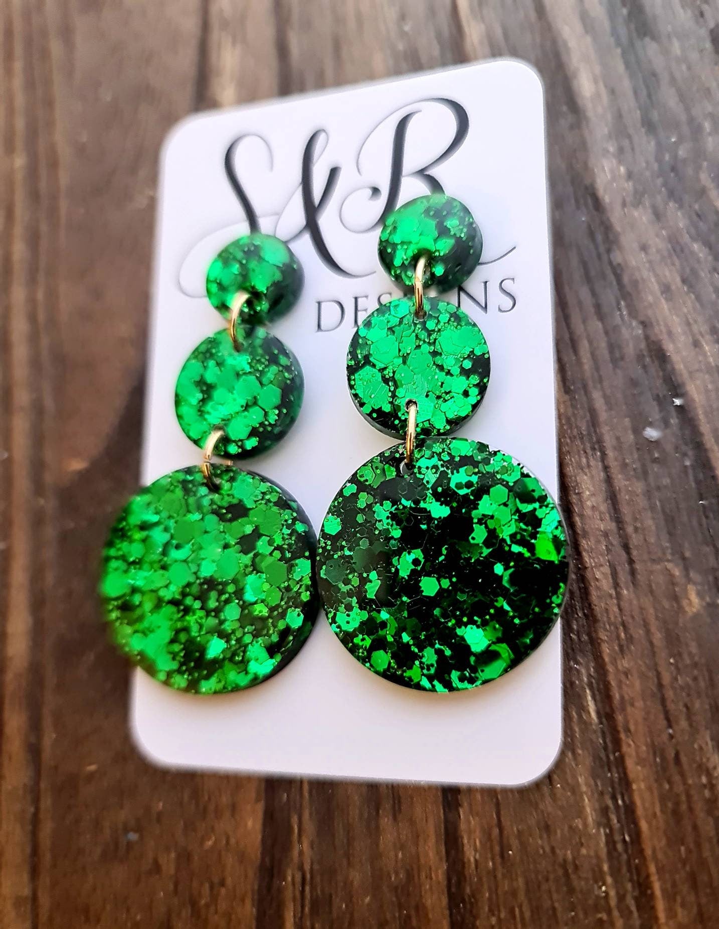 Emerald Green Circle Long Resin Earrings, Statement Emerald Green Glitter Earrings, Bridal Earrings, Stainless Steel Earrings.