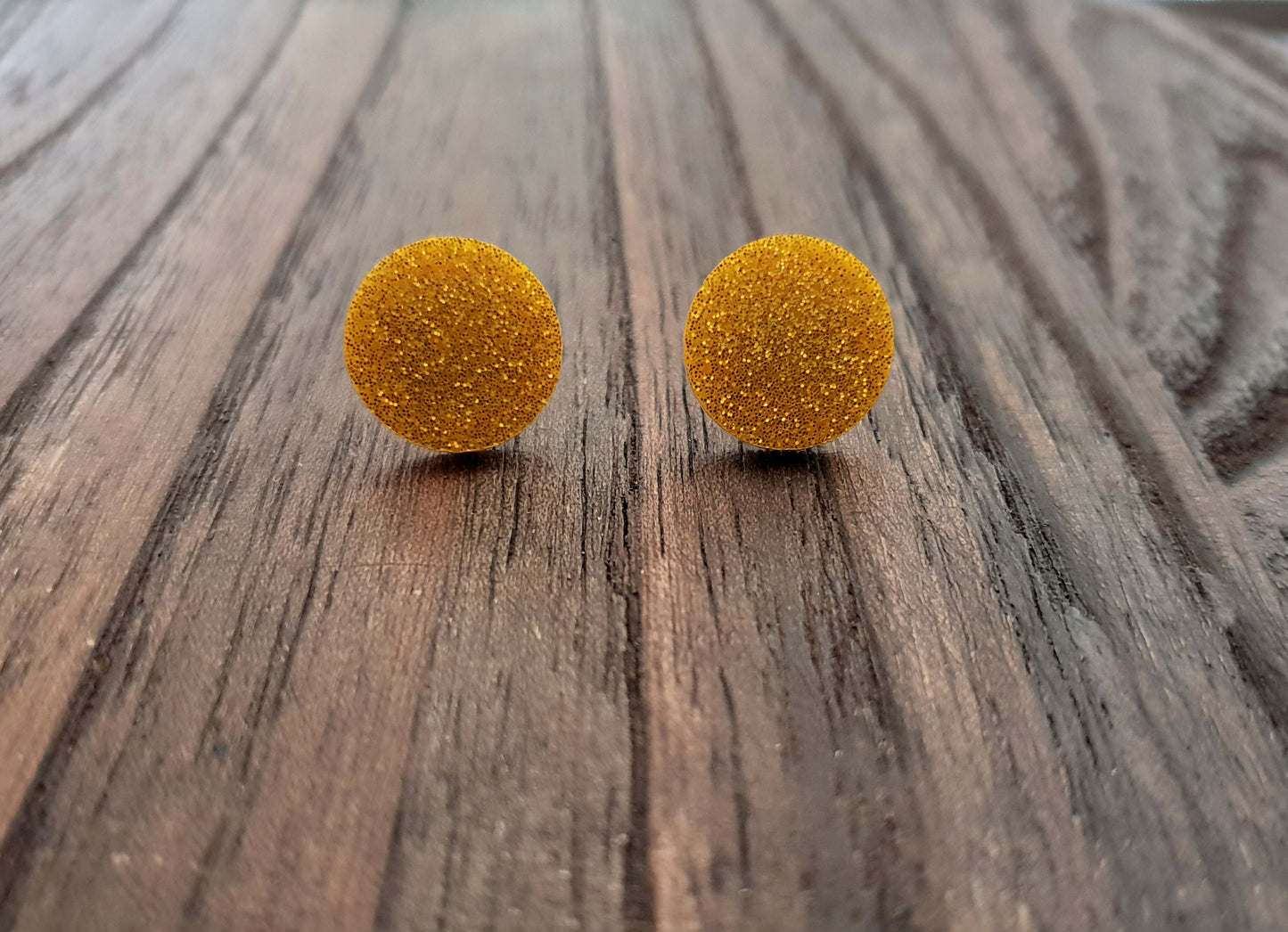 Gold Glitter Circle Stud Earrings Acrylic - Silver and Resin Designs