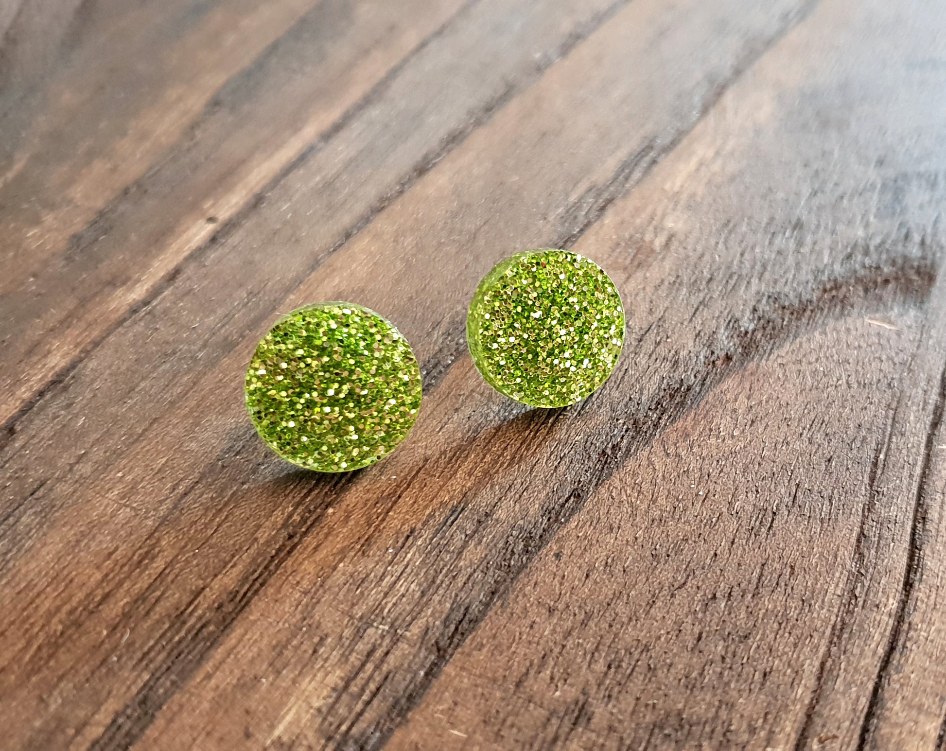 Circle Stud Earrings Green Glitter Acrylic - Silver and Resin Designs