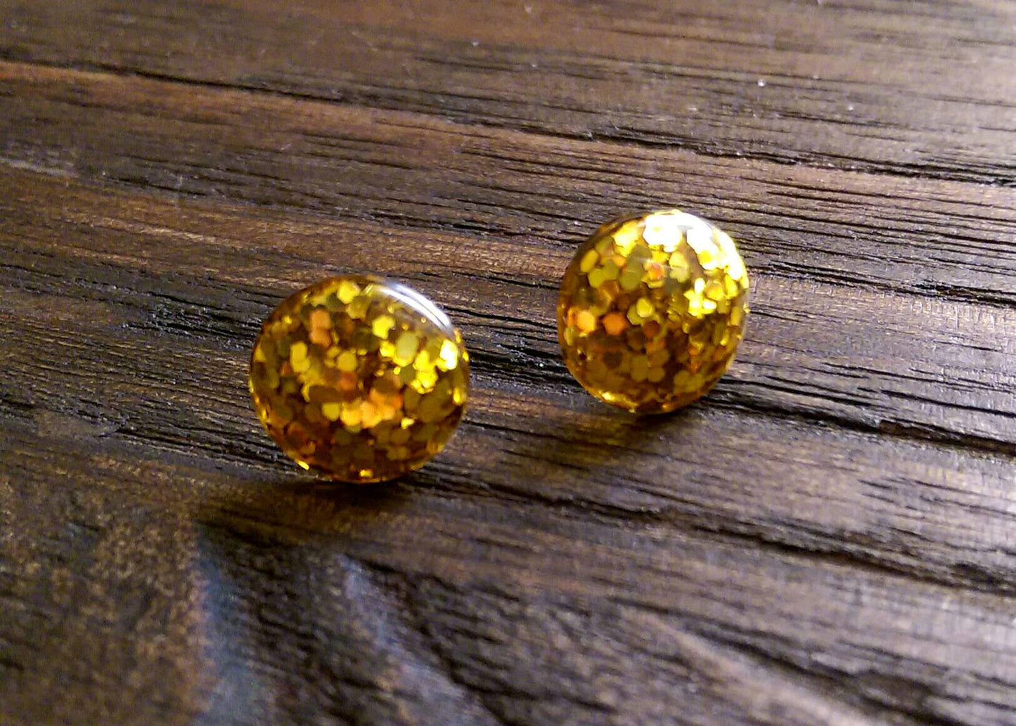 Gold Glitter Circle Resin Stud Earrings, Gold Glitter Earrings, Stainless Steel Stud Earrings. 12mm - Silver and Resin Designs