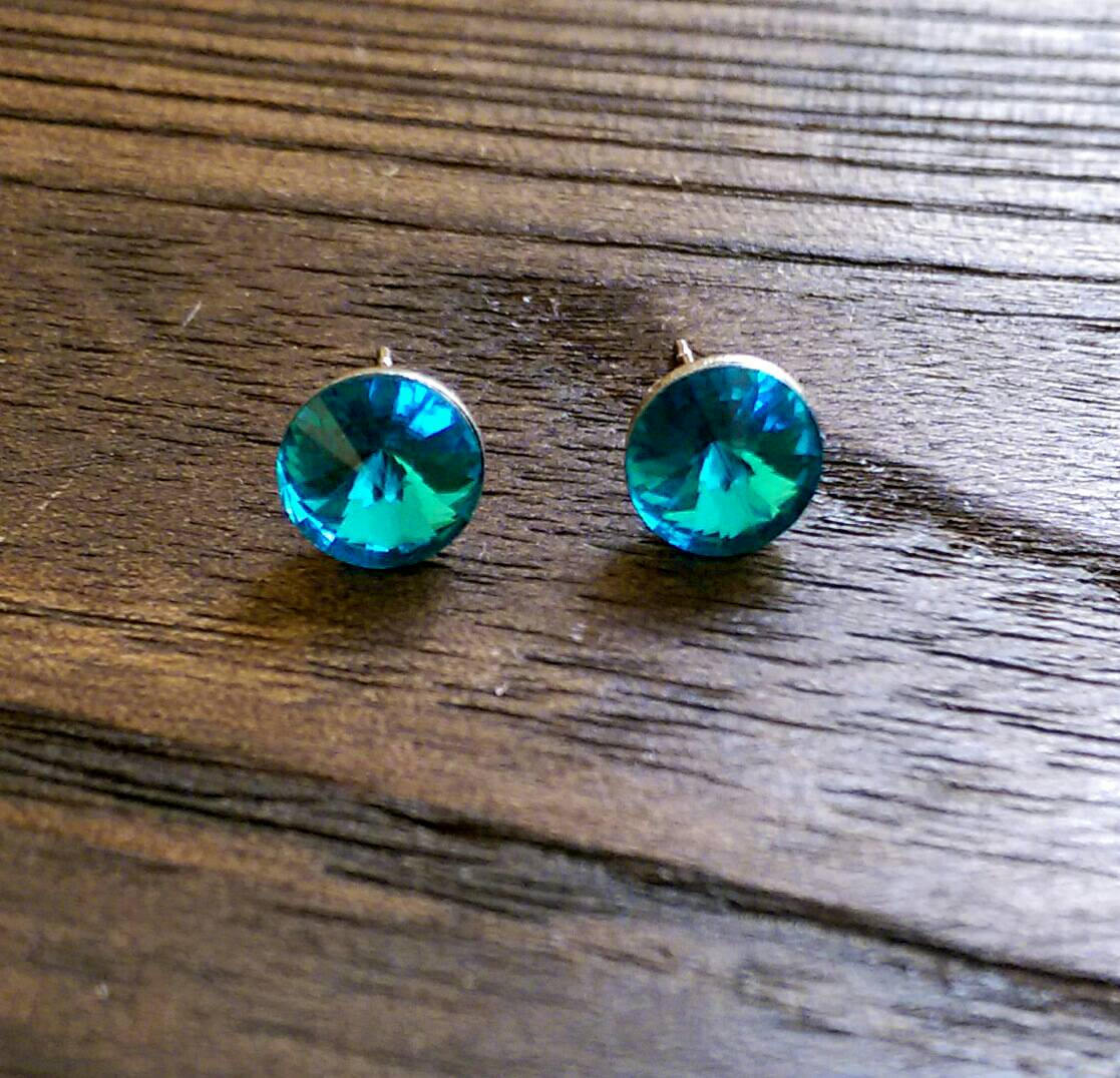 Glass Crystal Stud Earrings Stainless Steel. Choose colour: Clear, Multi coloured, Light Blue or Aquamarine