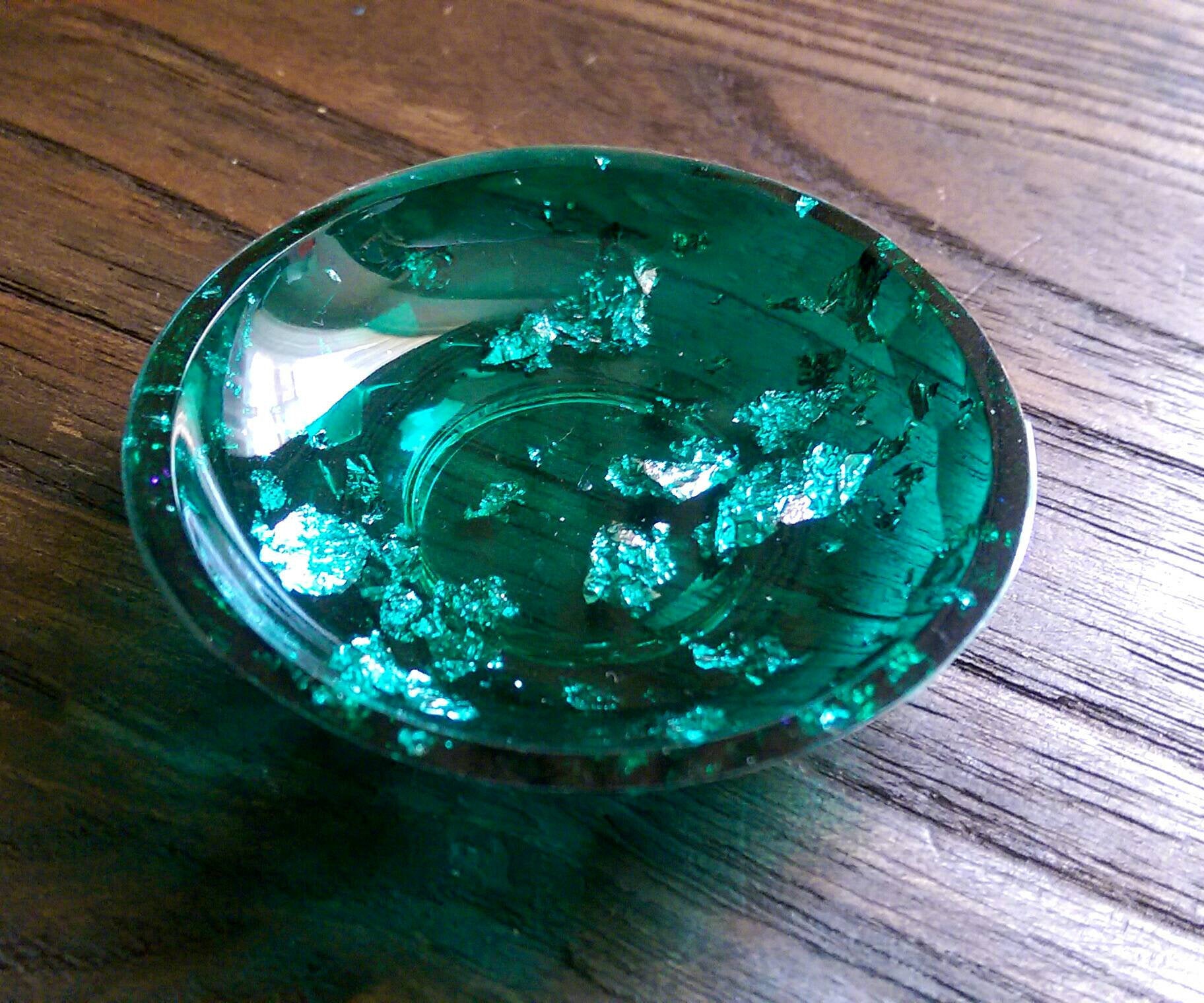 Trinket Ring Dish, Emerald Green and Silver Leaf Ring Dish, Hand Made Resin Dish - Silver and Resin Designs