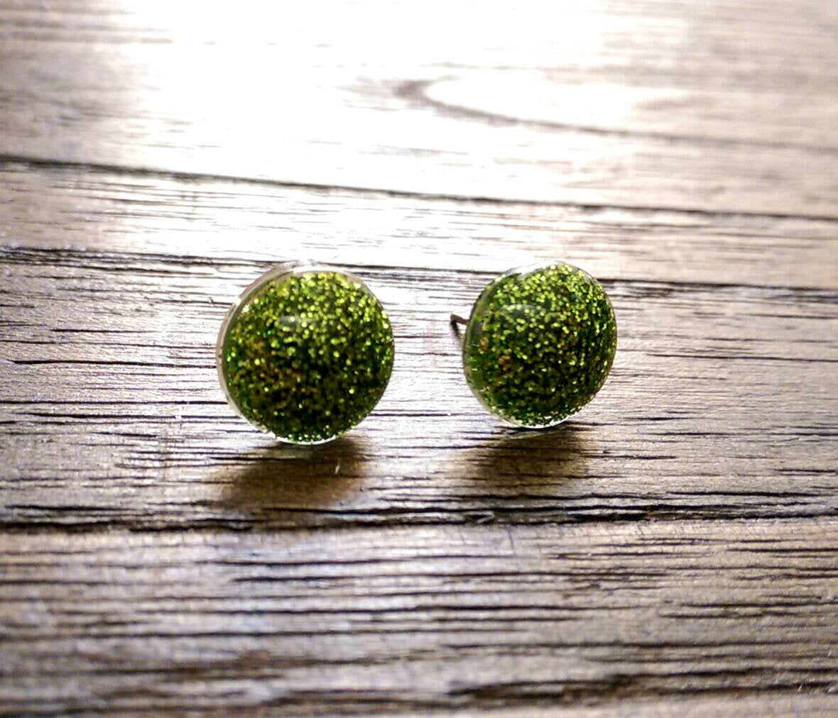 Circle Resin Stud Earrings, Green Glitter Earrings 12mm - Silver and Resin Designs