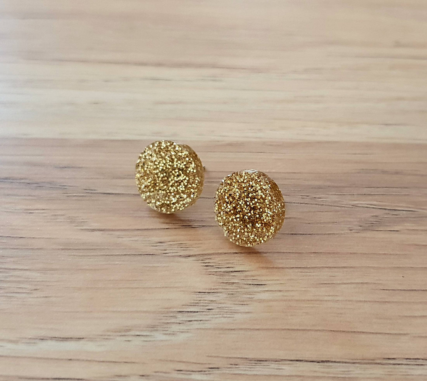 Gold Fine Glitter Circle Stud Earrings, Acrylic Earrings, Stainless Steel Earrings.