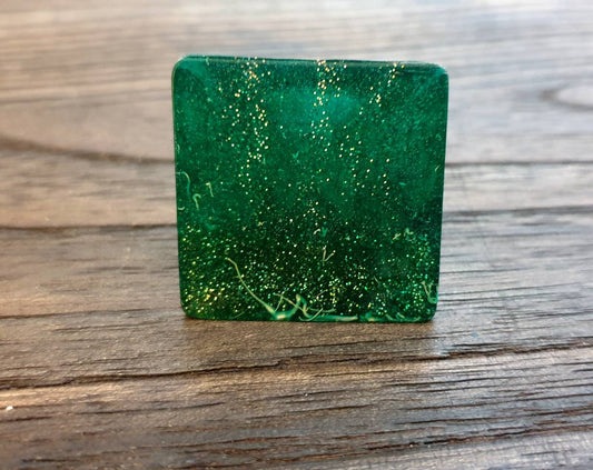 Statement Square Resin Ring, Handmade Size 7 US N AU. Emerald Green Gold Glitter Ring