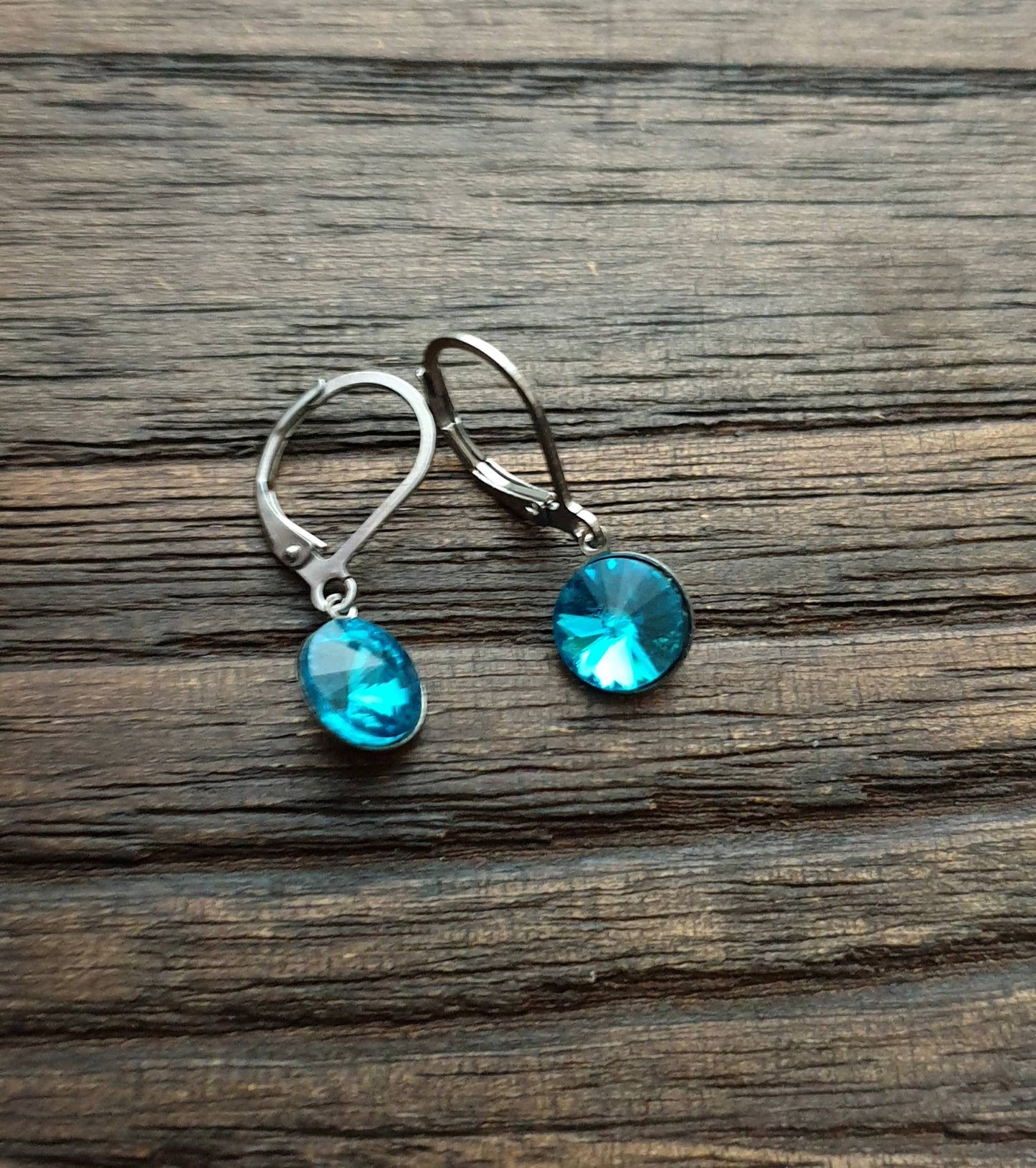 Glass Crystal Leverback Earrings Stainless Steel. Choose colour: Clear, Rainbow, Aquamarine, Light Blue 8mm